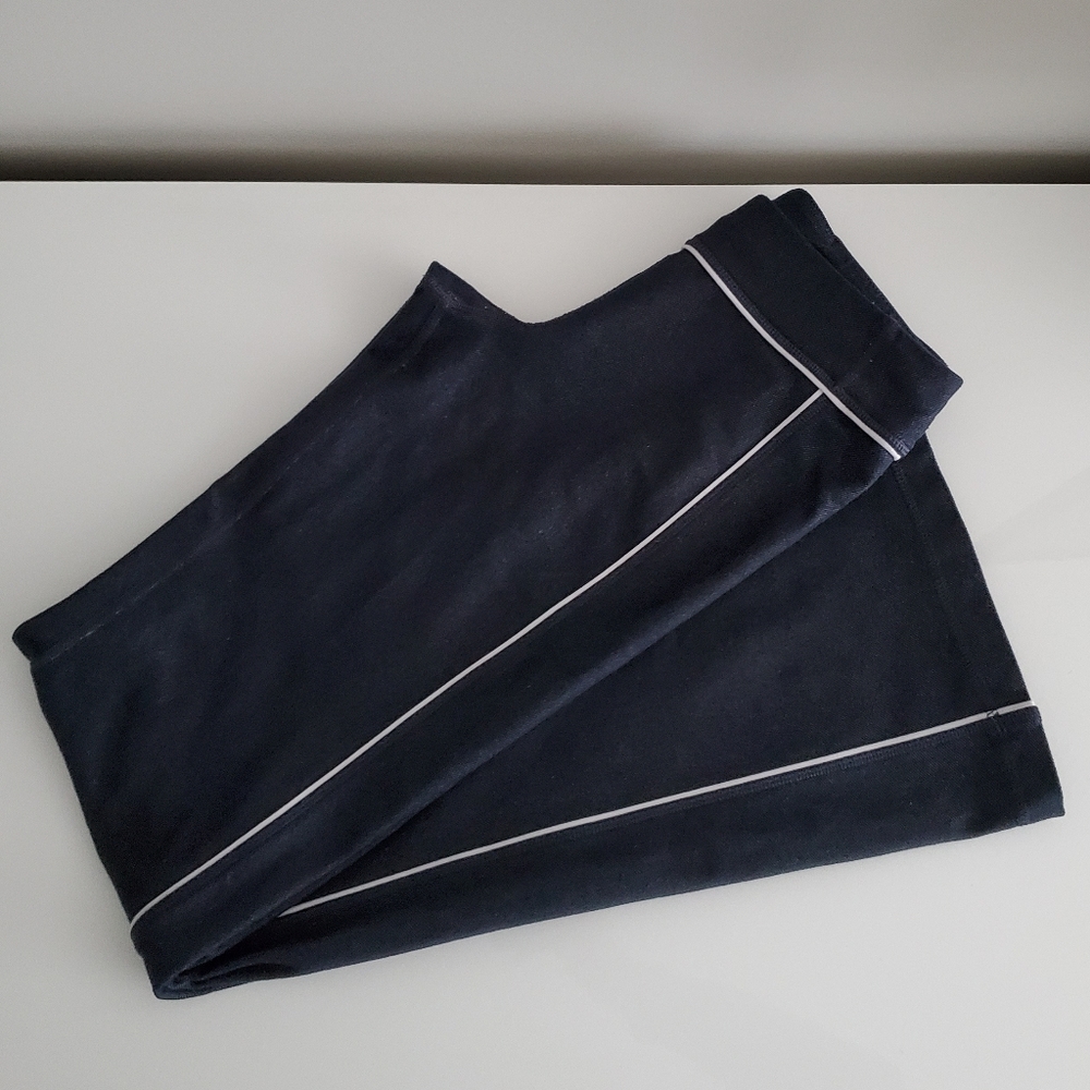 Lululemon EUC Stretchy Blue Jean Yoga Pant